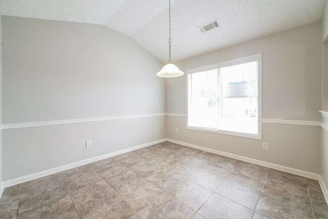 Building Photo - 11469 Vinea Way