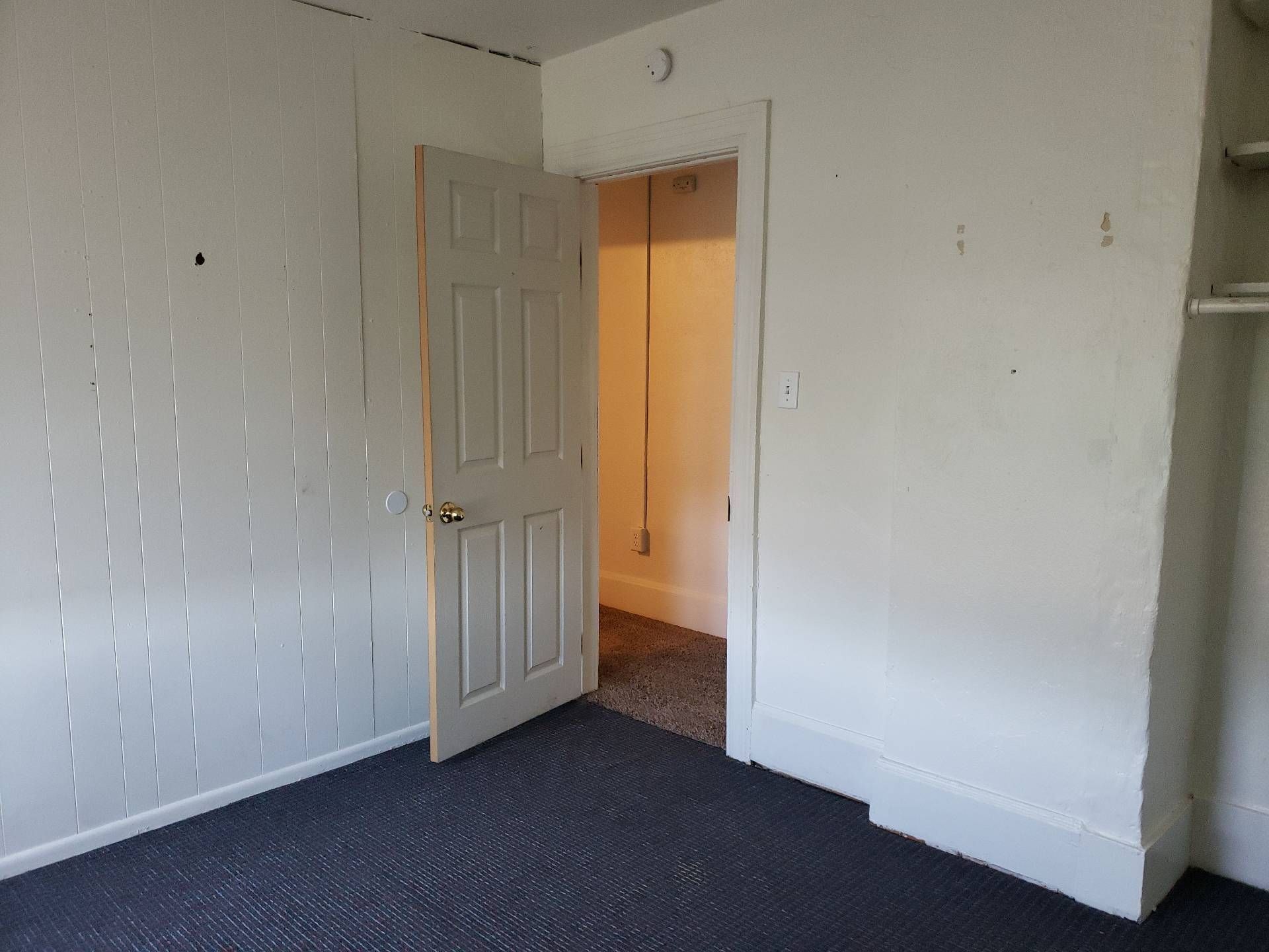 Building Photo - 515 NE Kamiaken St