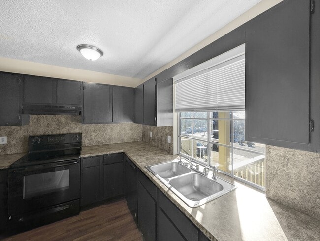 Building Photo - 2456 N Brophy Cir