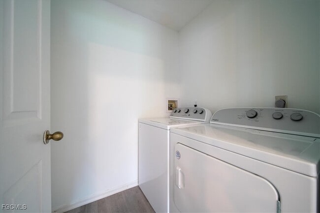 Building Photo - 1502 Scholar Ct