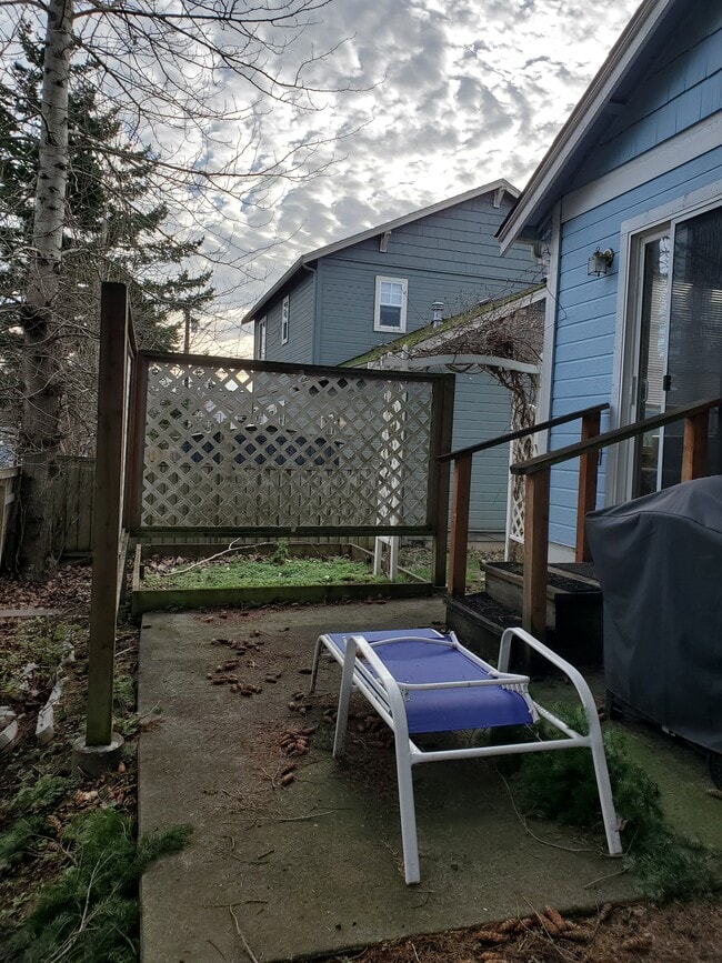 Building Photo - 2908 St Paul St