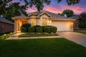 Building Photo - 12841 Serenity Dr