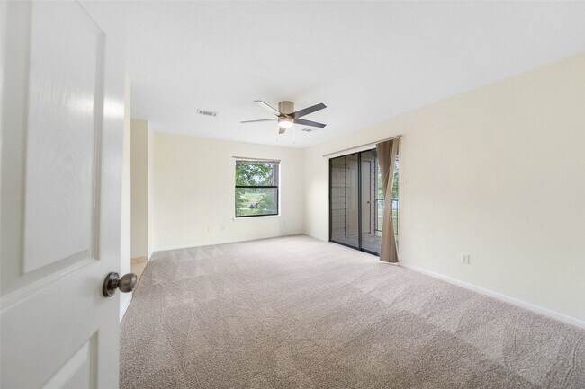 Building Photo - 20271 Sunny Shores Dr