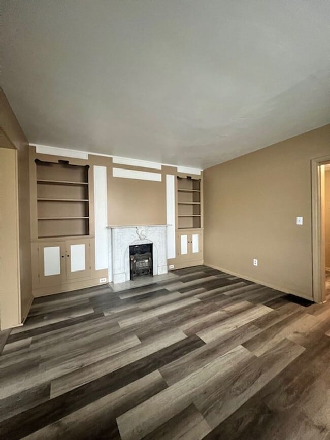 Building Photo - 11 8th St SW