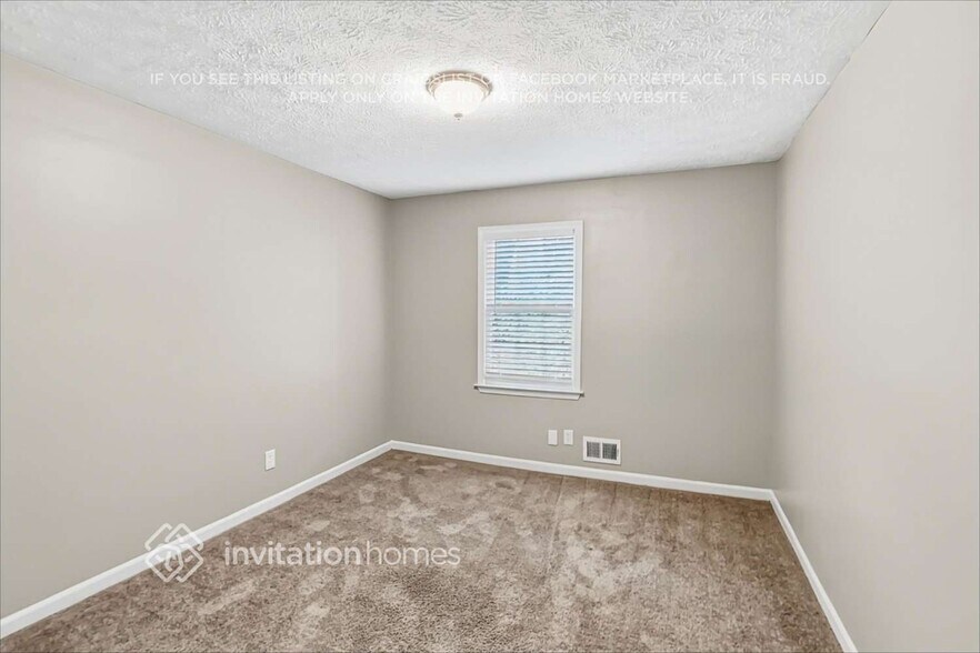 Building Photo - 902 Laurel Ct