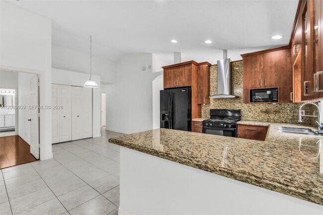 Building Photo - 2230 NW 145th Ave