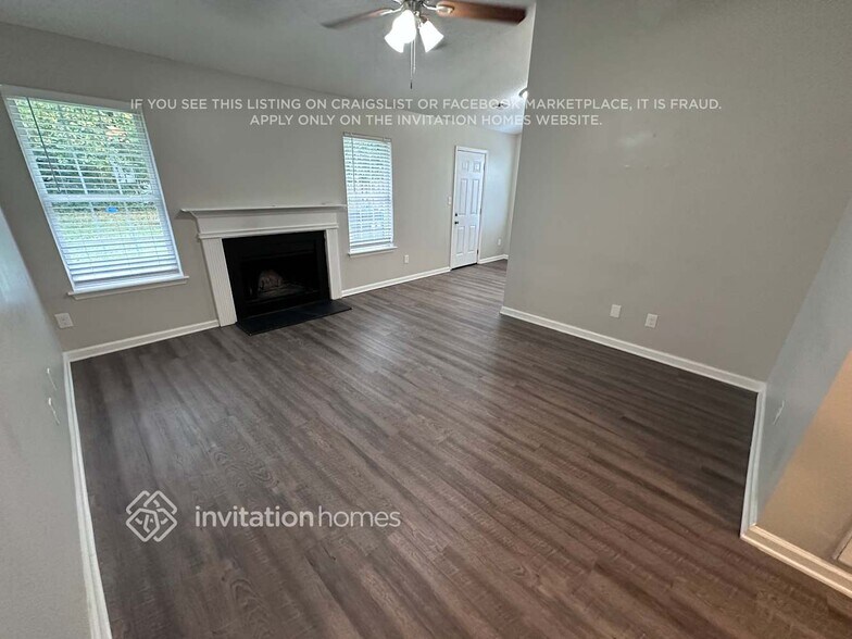 Building Photo - 6207 Cottageville Ln