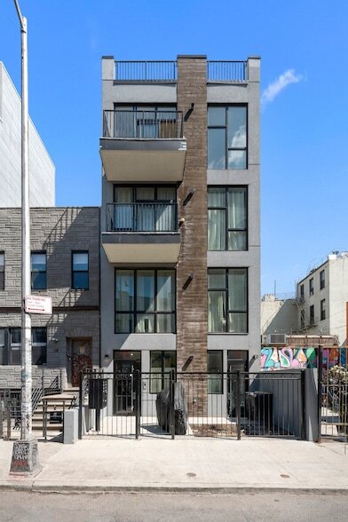 Building Photo - 12 Lawton St