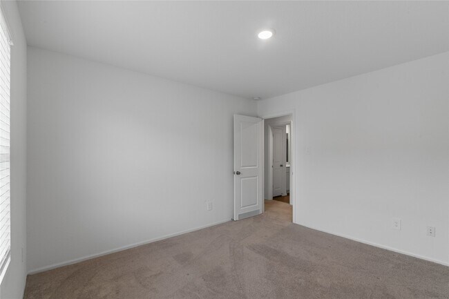 Building Photo - 3034 Twisted Myrtle Dr