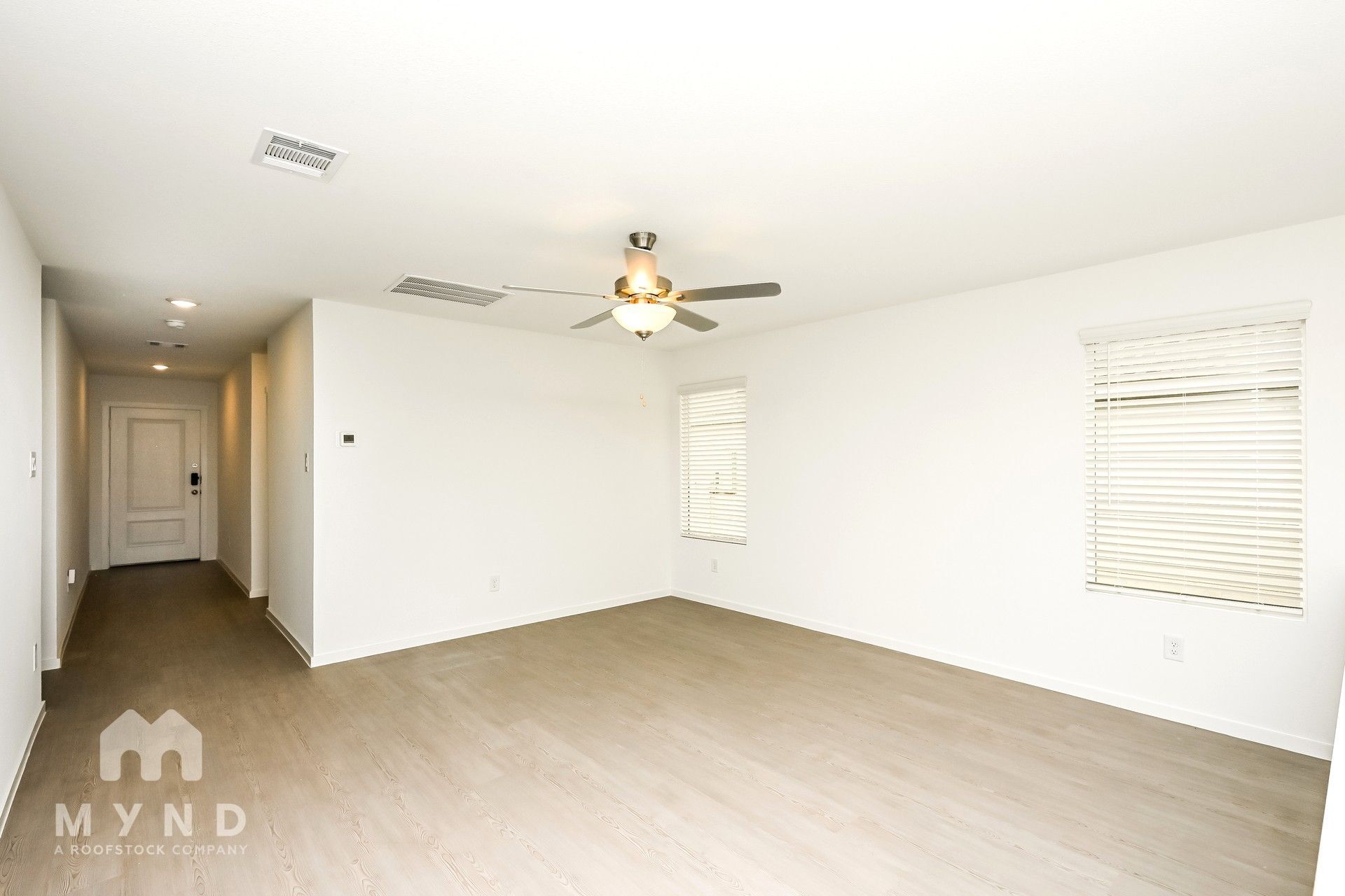 Building Photo - 2652 Mistwood Dr