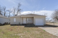 Building Photo - 1211 W Wallace St