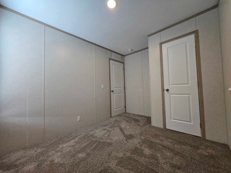 Building Photo - 52885 Van Buren Ct