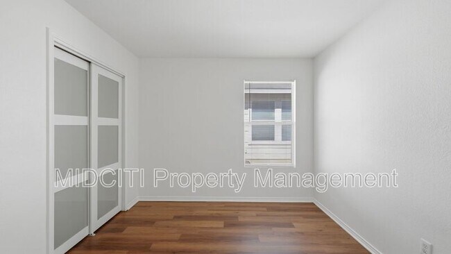 Building Photo - 11309 Autumn Ash Dr