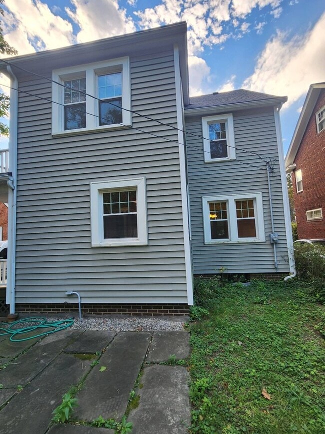 Building Photo - A Place You’ll Love to Call Home – Gorgeous 4-Bedroom Property!