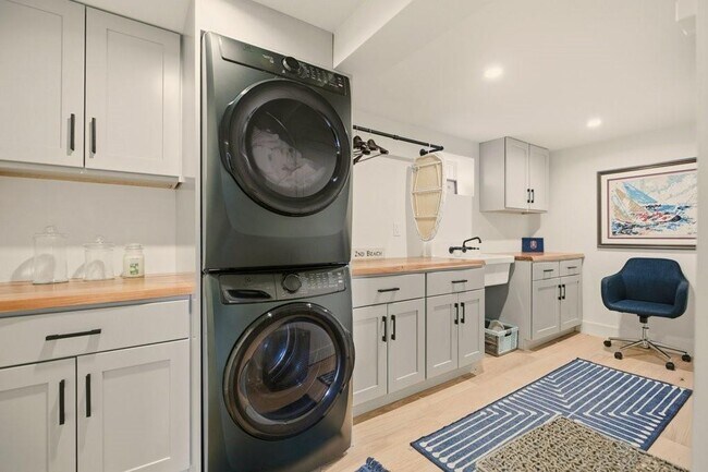 Building Photo - 8 Kerins Terrace