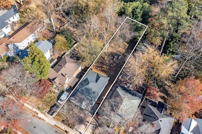 Building Photo - 944 Woodland Ave SE