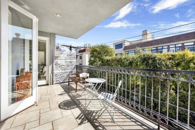 Balcony outside - 11952 Montana Ave