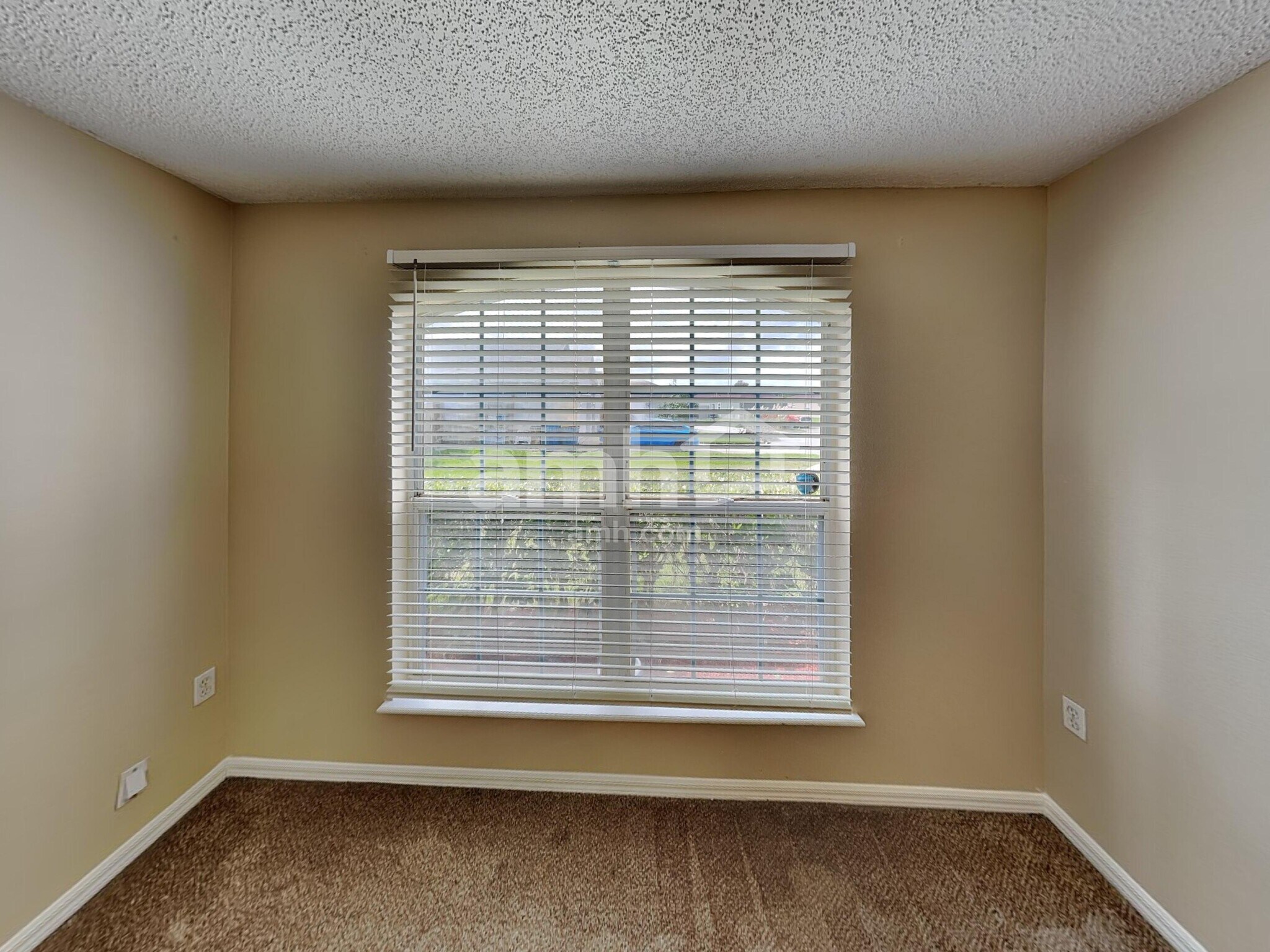 Building Photo - 7491 Volley Dr N