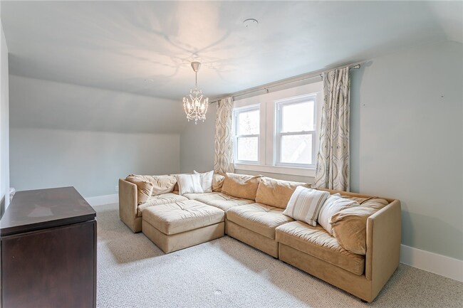 Building Photo - 36 Ericsson St