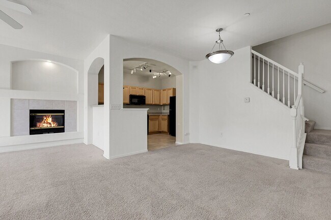 Building Photo - $2,100.00, 2 bed, 2 bath Condo with detach...