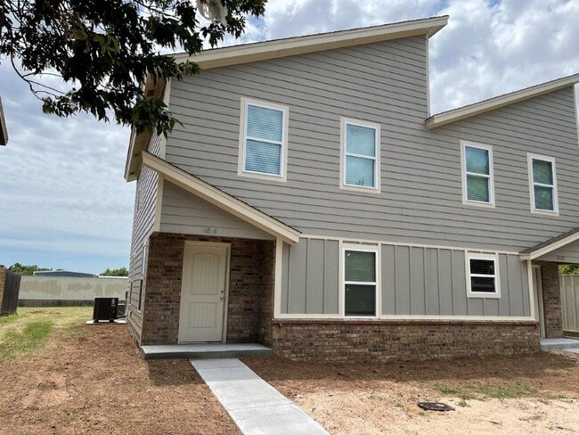 Building Photo - 6026 NW 53rd Terrace