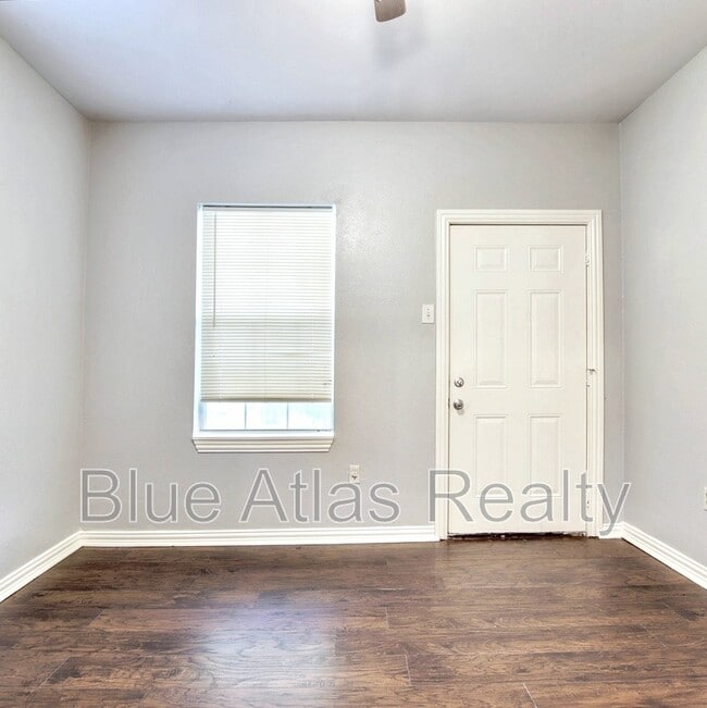 Building Photo - 2937 S Adams St