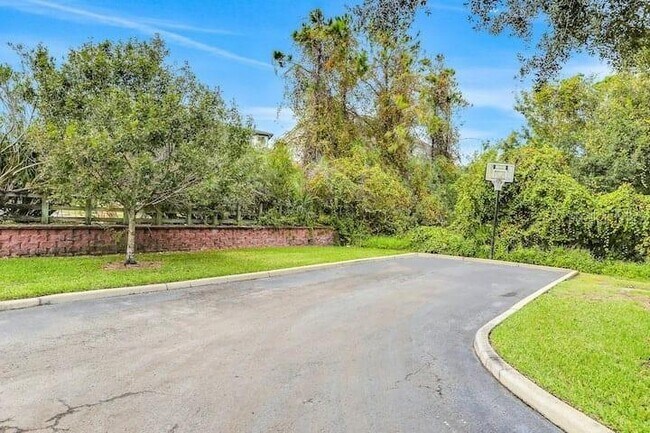 Building Photo - 1301 Tuscan Terrace