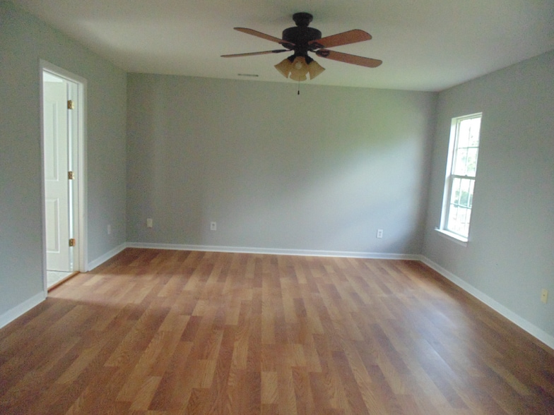 Building Photo - 17540 Westmill Ln