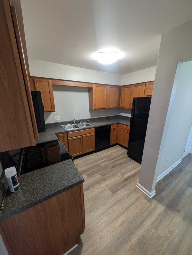 Building Photo - 501 Chandler Pl