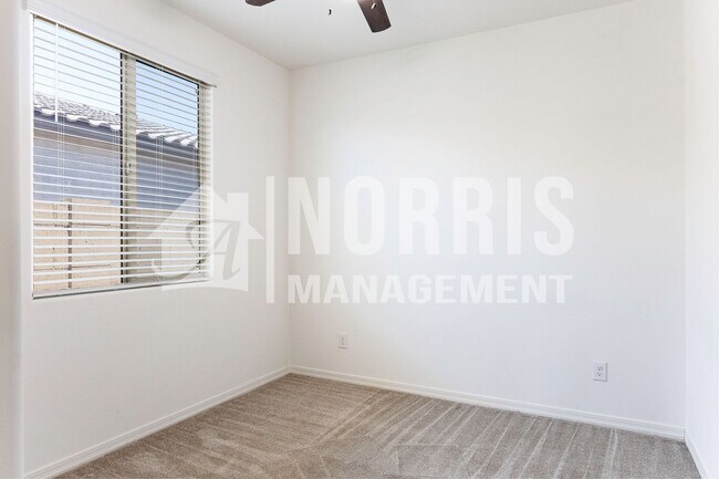 Building Photo - Beautiful Home in Villago
