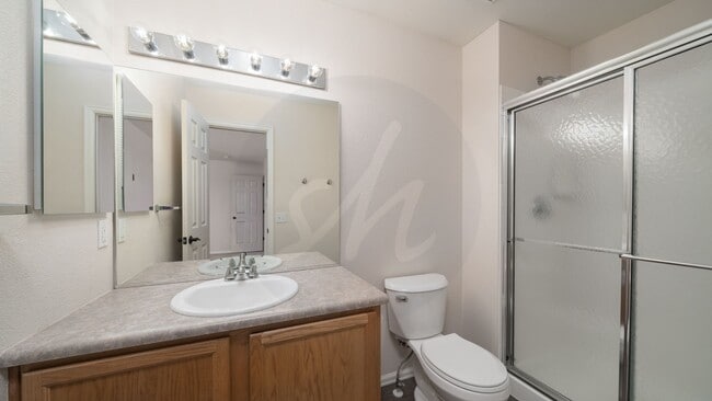 Building Photo - Cute 2 Story Home in Ridgeview at Stetson ...