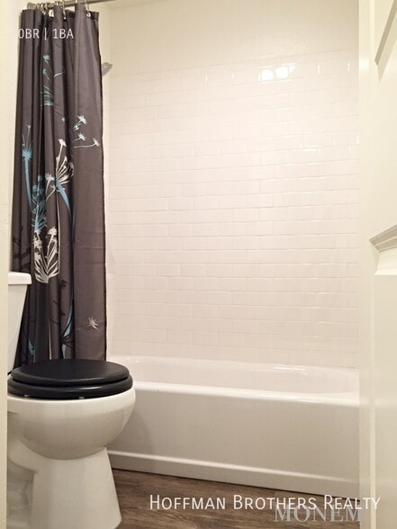 Building Photo - 4124 N Eagle Rock Blvd