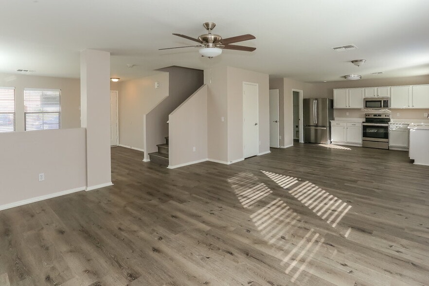 Building Photo - 3123 W Alta Vista Rd