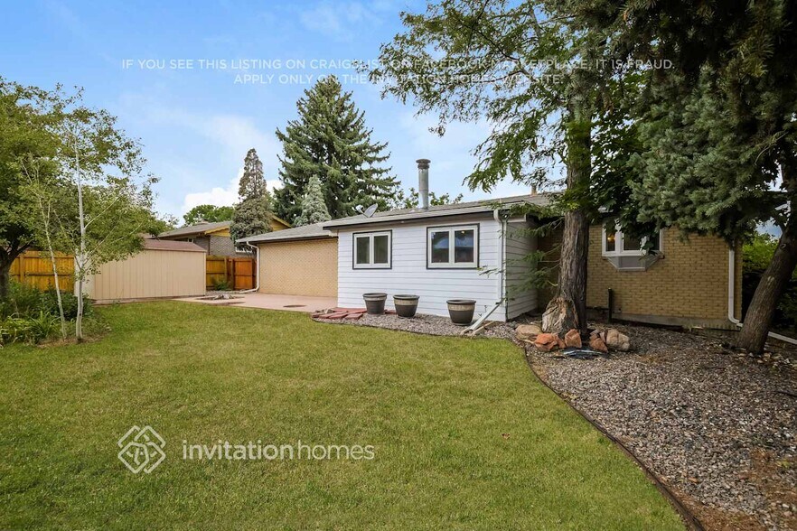 Building Photo - 8866 W Asbury Dr