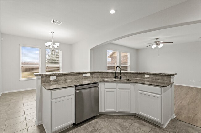 Building Photo - 21631 Rainfall Park Dr