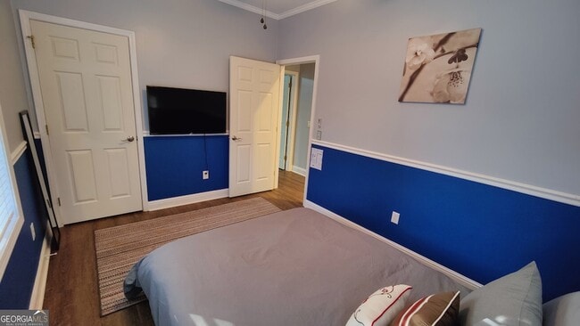 Building Photo - 2112 Samuel Pl