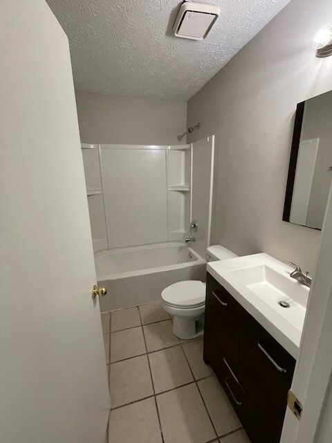 Building Photo - 252 Toby Springs Ln