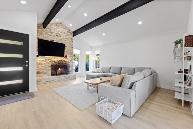Building Photo - 5302 Woodmoor Dr