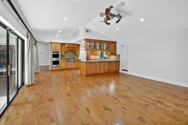 Building Photo - 3396 NW 23rd Ct