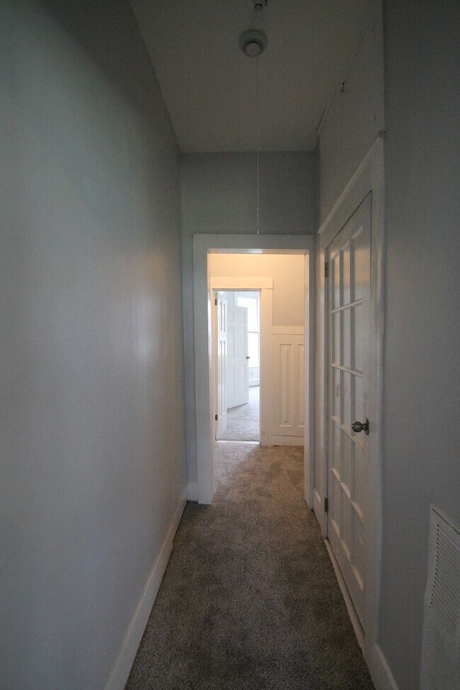 Building Photo - Exclusively Offered by Muse Realty Rentals, LLC