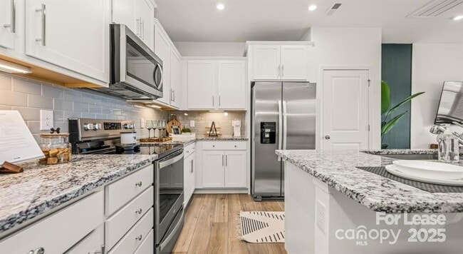 Building Photo - 10207 Guardian Dr