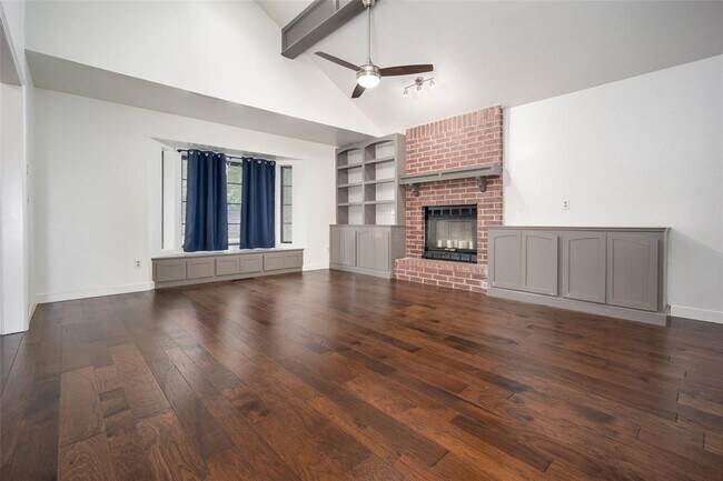 Building Photo - 1129 NW 176th St
