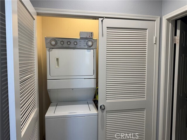 Building Photo - 27931 Cactus Ave