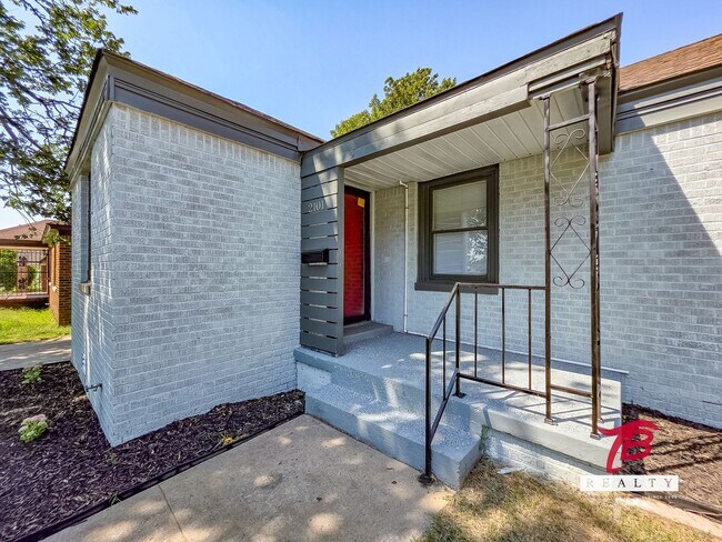 Building Photo - ozy 2-Bedroom Home in NE OKC – Affordable ...