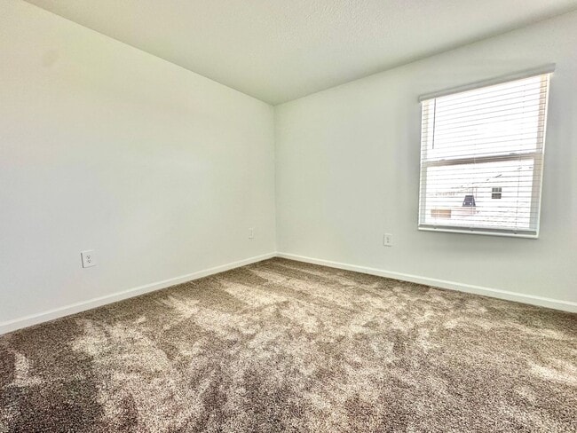 Building Photo - Modern Comfort Meets Community Living in K...