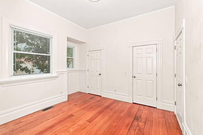Building Photo - 1741 Rose St