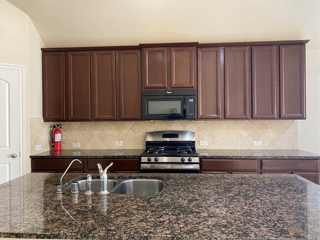 Building Photo - 18318 Mossy Creek Ln