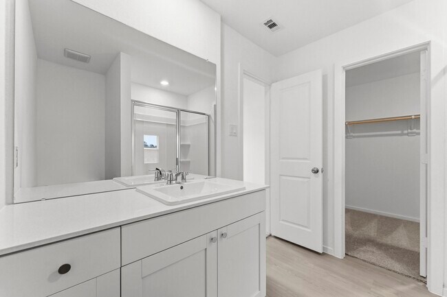Building Photo - 6213 Alder Crk Dr