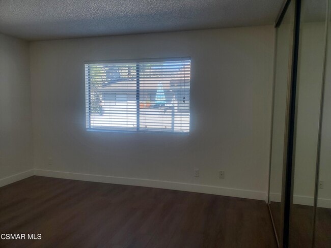 Building Photo - 6525 Twin Cir Ln