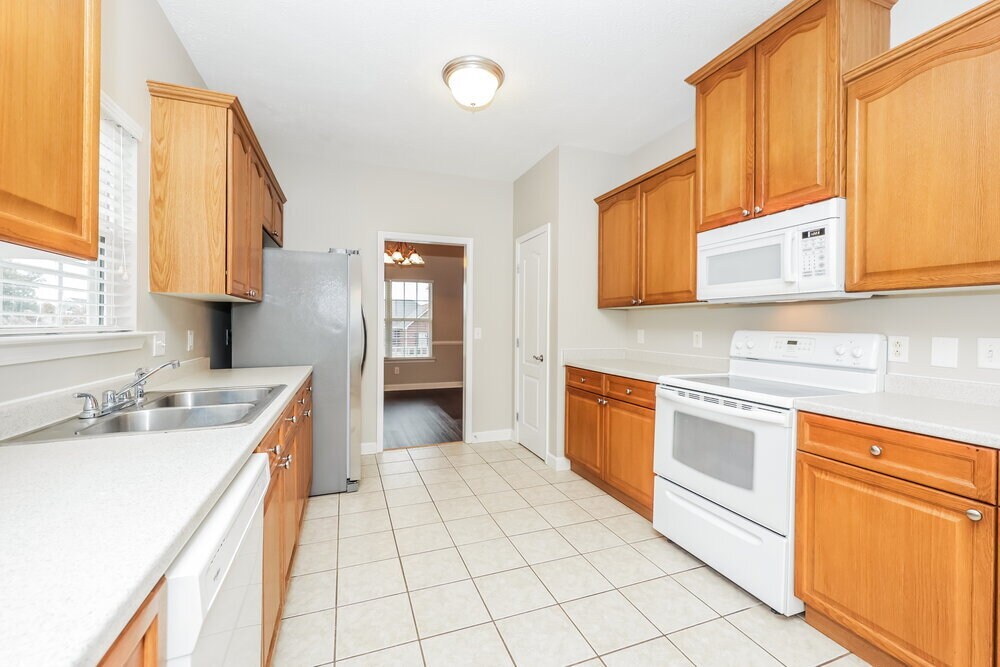 Building Photo - 1501 Teresa Ln